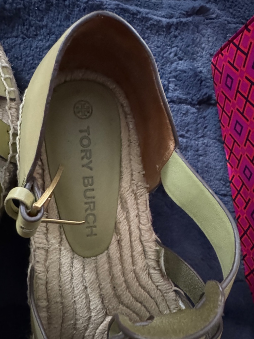 TORY BURCH Women’s Leather platform fisherman sandals in pistachio green - Picture 7 of 12
